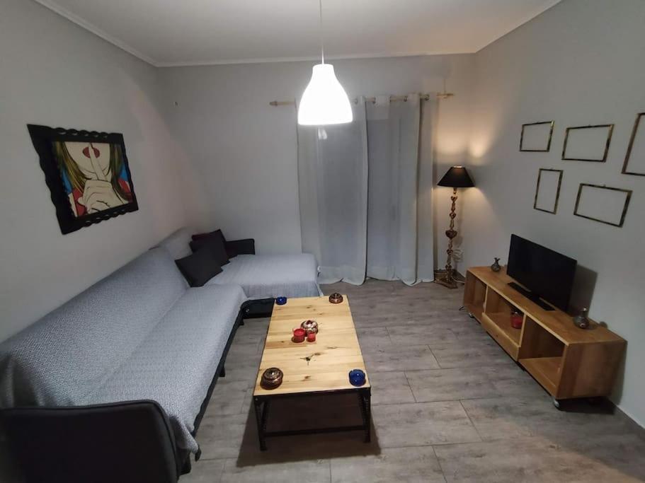 Nice& Cozy Flat 1Min From The Heart Of Athens.Wifi Exterior foto